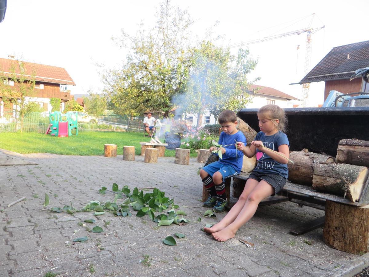 Landhaus Familie Doll Ferienwohnung Emerde Bichl Экстерьер фото