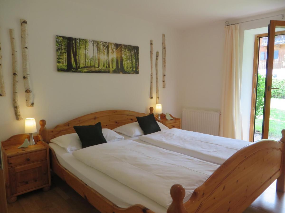 Landhaus Familie Doll Ferienwohnung Emerde Bichl Экстерьер фото
